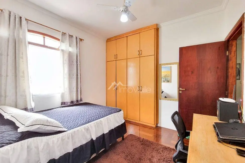 Foto 9 de Casa de Condomínio com 4 quartos à venda, 300m2 em Sao Jose Dos Campos - SP