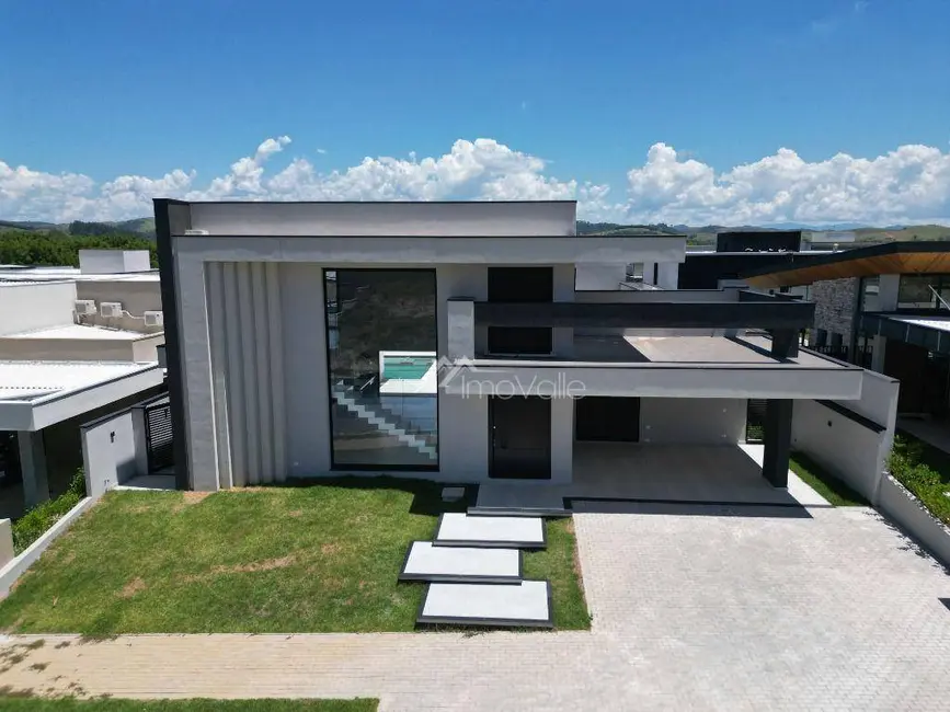 Casa de Condomínio com 3 quartos à venda, 600m2 em Sao Jose Dos Campos - SP - imagem 1 Foto 1 de Casa de Condomínio com 3 quartos à venda, 600m2 em Sao Jose Dos Campos - SP