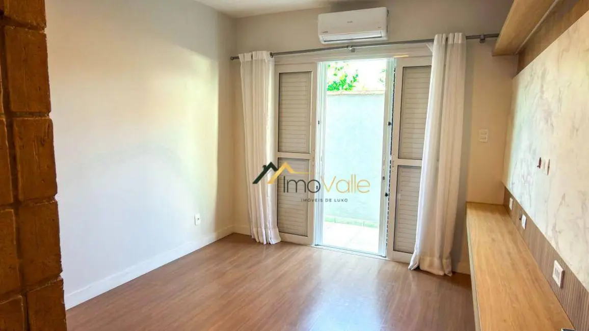 Foto 5 de Casa de Condomínio com 4 quartos à venda e para alugar, 360m2 em Sao Jose Dos Campos - SP