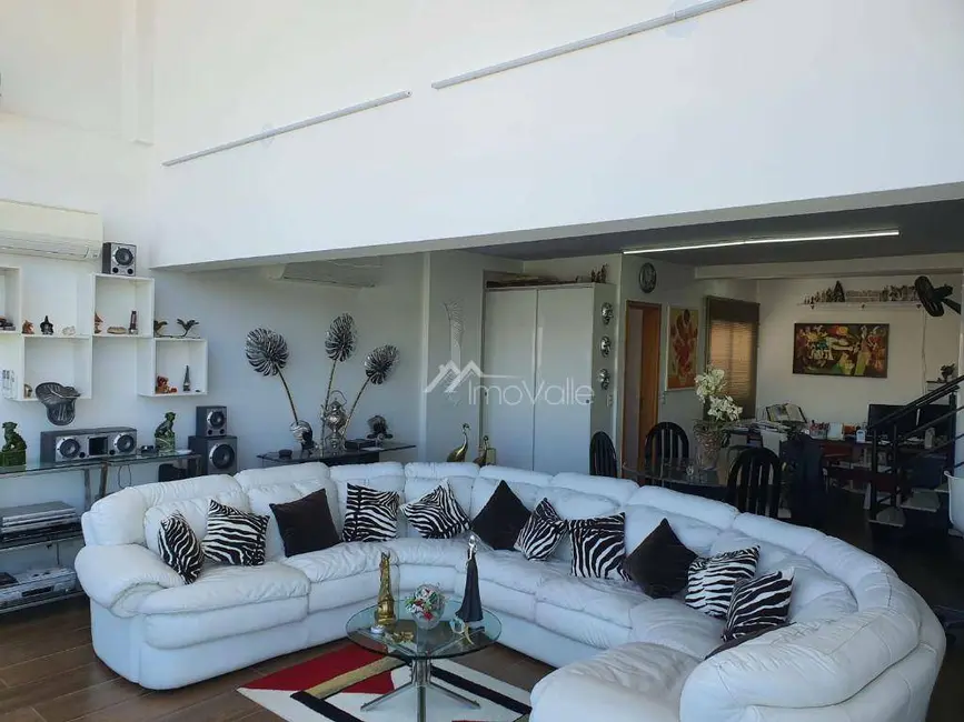 Apartamento com 3 quartos à venda, 133m2 em Sao Jose Dos Campos - SP - imagem 1 Foto 1 de Apartamento com 3 quartos à venda, 133m2 em Sao Jose Dos Campos - SP
