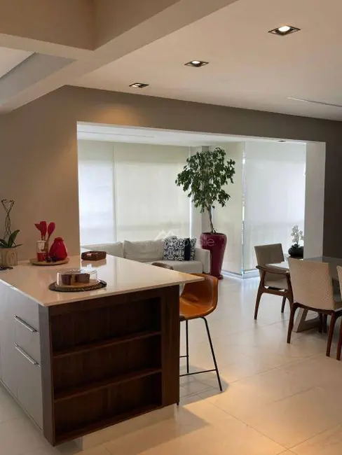 Apartamento com 3 quartos à venda, 194m2 em Sao Jose Dos Campos - SP - imagem 9 Foto 9 de Apartamento com 3 quartos à venda, 194m2 em Sao Jose Dos Campos - SP