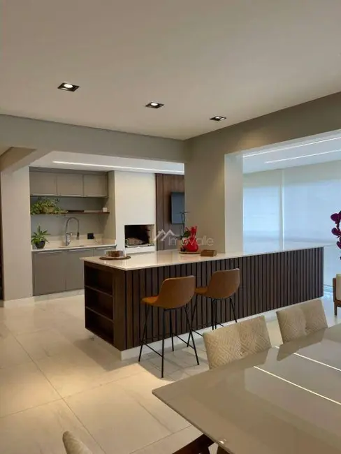 Foto 1 de Apartamento com 3 quartos à venda, 194m2 em Sao Jose Dos Campos - SP