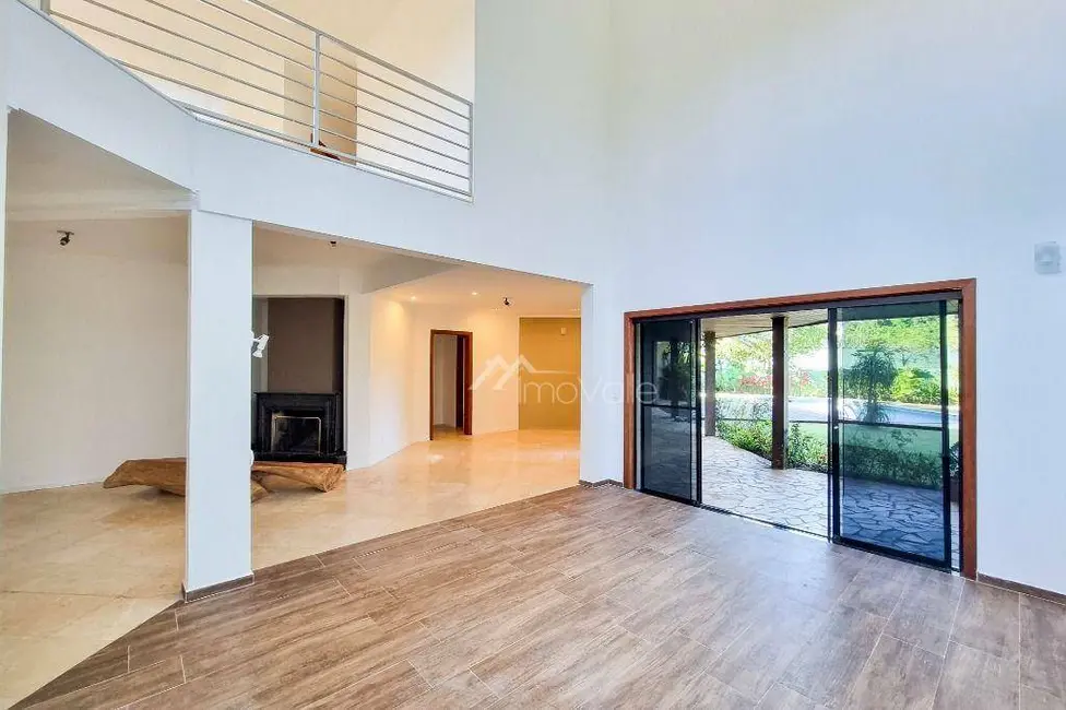 Foto 2 de Casa de Condomínio com 5 quartos à venda e para alugar, 800m2 em Sao Jose Dos Campos - SP