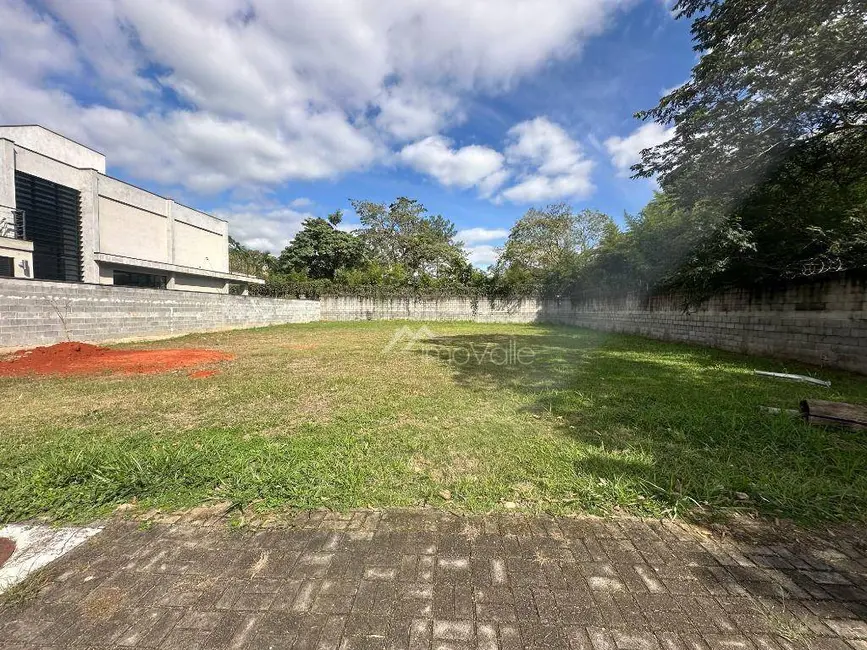 Foto 1 de Terreno / Lote à venda, 686m2 em Sao Jose Dos Campos - SP