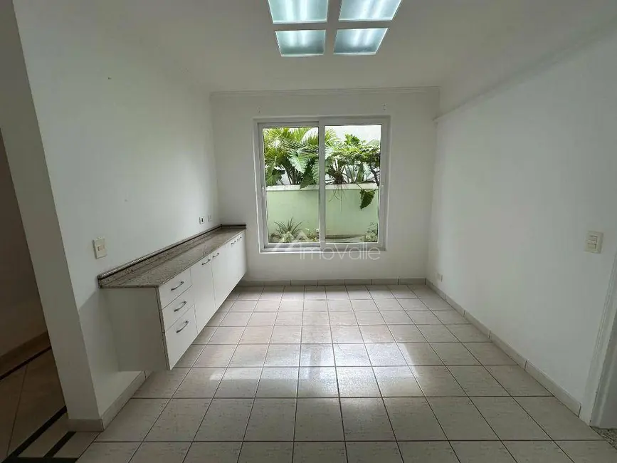 Casa de Condomínio com 4 quartos à venda, 489m2 em Sao Jose Dos Campos - SP - imagem 8 Foto 8 de Casa de Condomínio com 4 quartos à venda, 489m2 em Sao Jose Dos Campos - SP