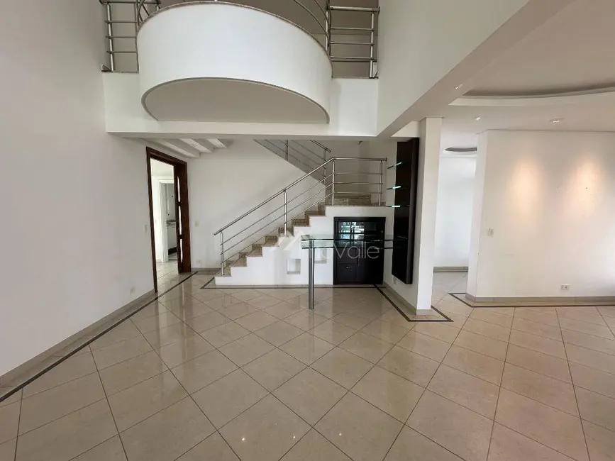 Casa de Condomínio com 4 quartos à venda, 489m2 em Sao Jose Dos Campos - SP - imagem 3 Foto 3 de Casa de Condomínio com 4 quartos à venda, 489m2 em Sao Jose Dos Campos - SP