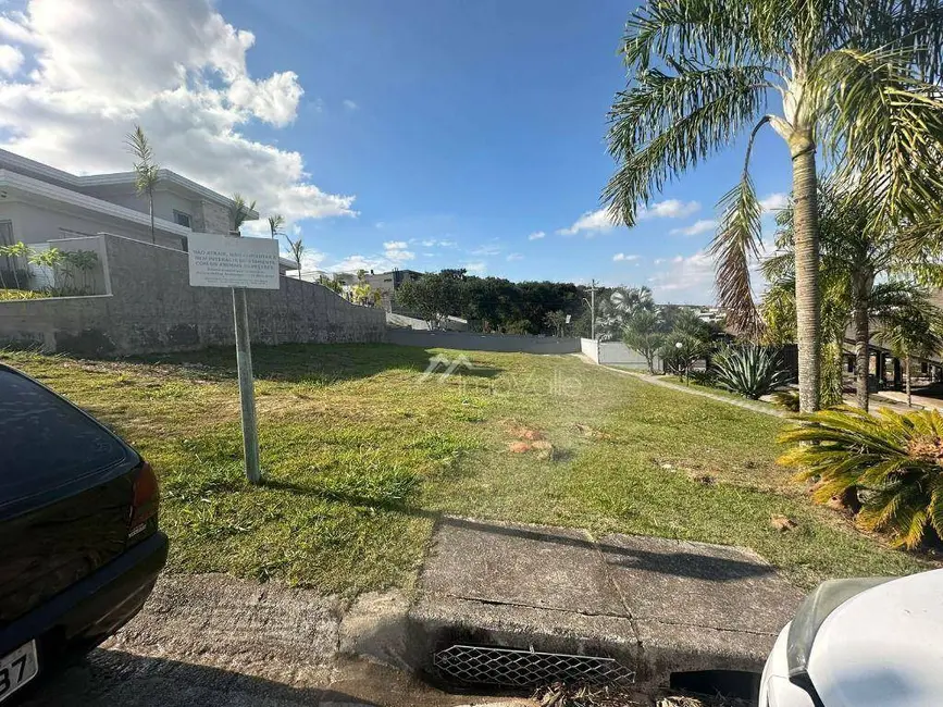 Foto 2 de Terreno / Lote à venda, 740m2 em Sao Jose Dos Campos - SP