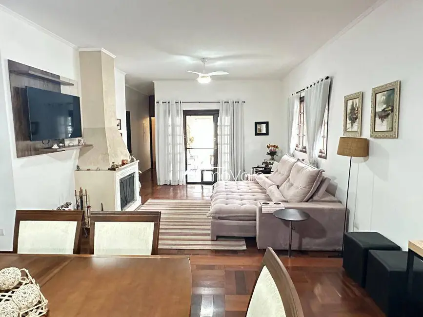 Foto 5 de Casa de Condomínio com 3 quartos à venda, 380m2 em Sao Jose Dos Campos - SP