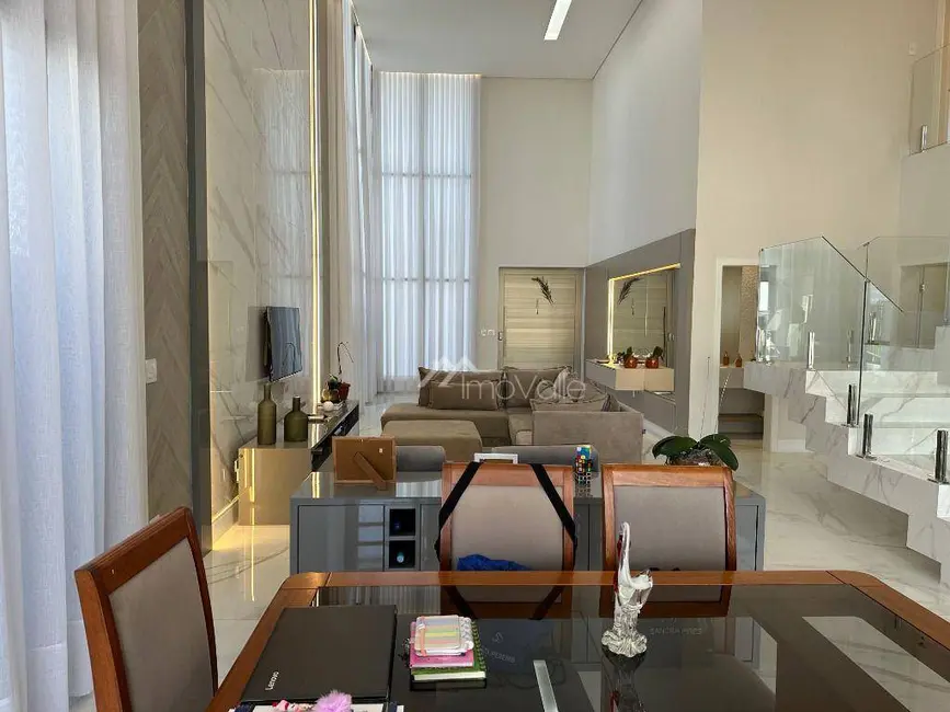 Casa de Condomínio com 5 quartos à venda, 450m2 em Sao Jose Dos Campos - SP - imagem 9 Foto 9 de Casa de Condomínio com 5 quartos à venda, 450m2 em Sao Jose Dos Campos - SP