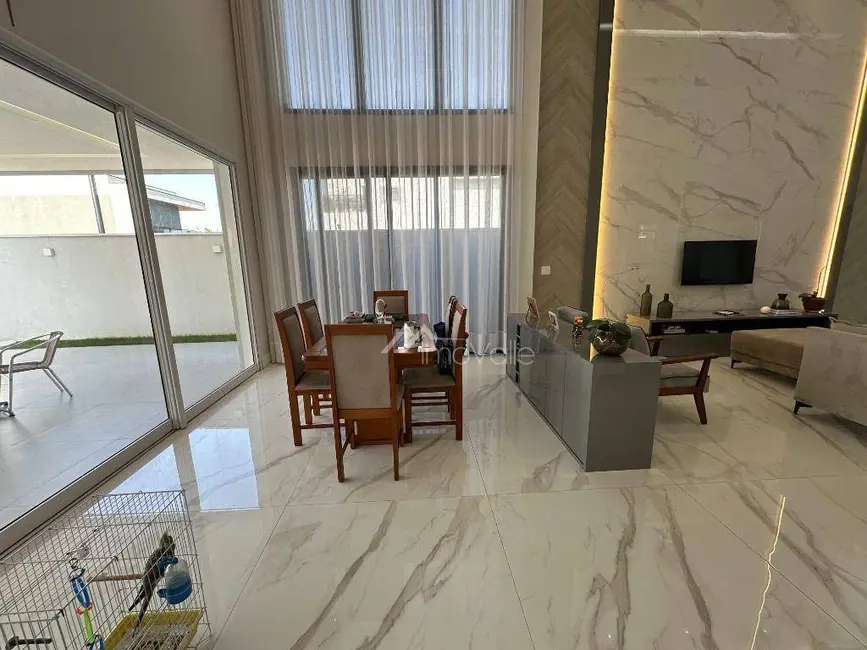 Casa de Condomínio com 5 quartos à venda, 450m2 em Sao Jose Dos Campos - SP - imagem 8 Foto 8 de Casa de Condomínio com 5 quartos à venda, 450m2 em Sao Jose Dos Campos - SP