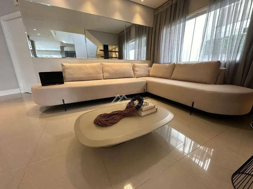 Foto 6 de Casa de Condomínio com 4 quartos à venda, 360m2 em Sao Jose Dos Campos - SP