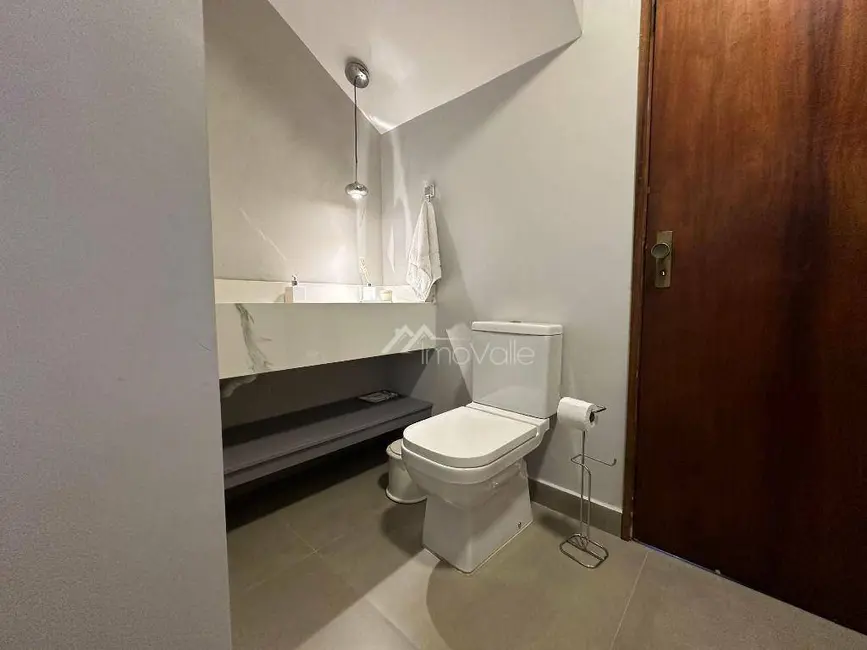 Foto 4 de Casa de Condomínio com 3 quartos à venda, 360m2 em Sao Jose Dos Campos - SP