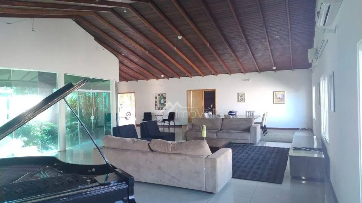 Foto 1 de Casa de Condomínio com 4 quartos à venda, 1700m2 em Jacarei - SP