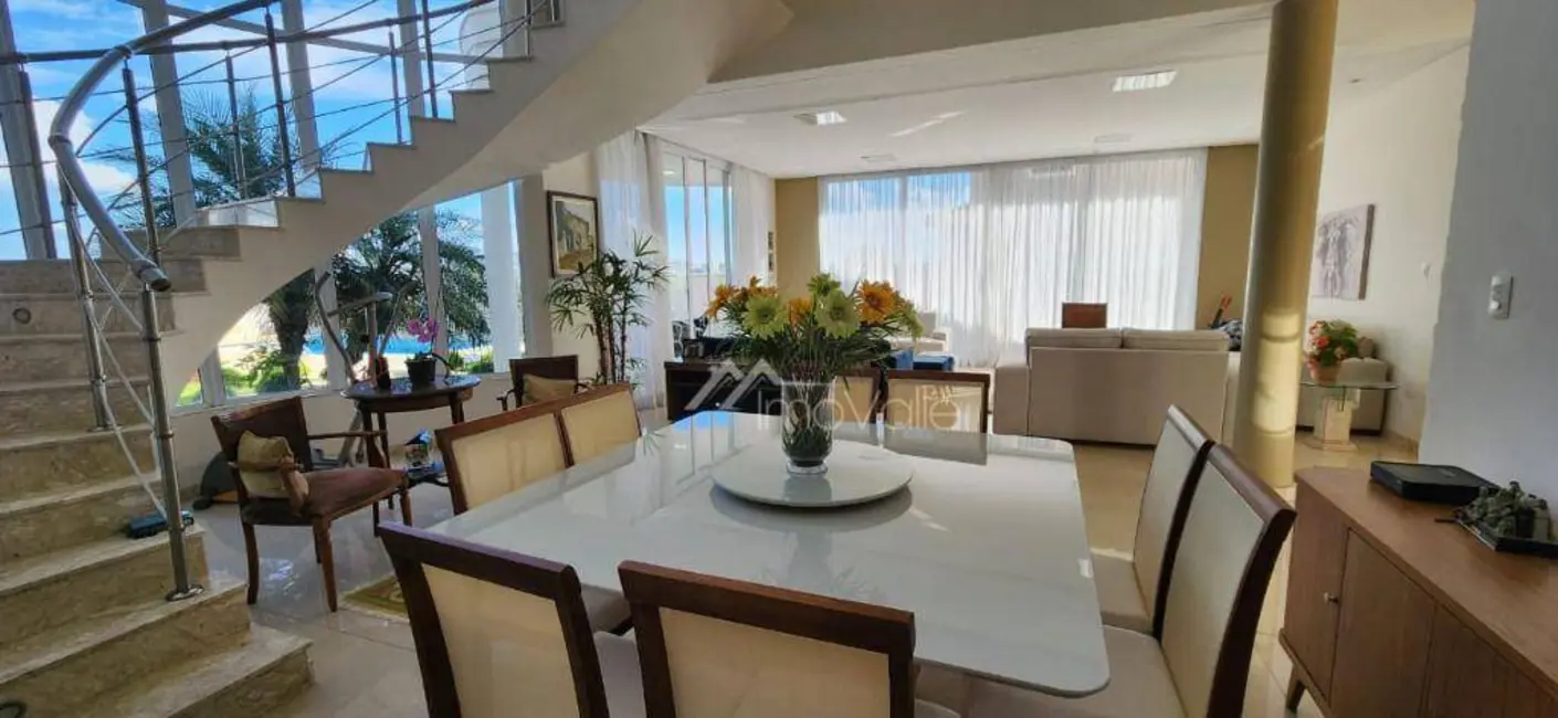 Foto 9 de Casa de Condomínio com 4 quartos à venda e para alugar, 700m2 em Sao Jose Dos Campos - SP