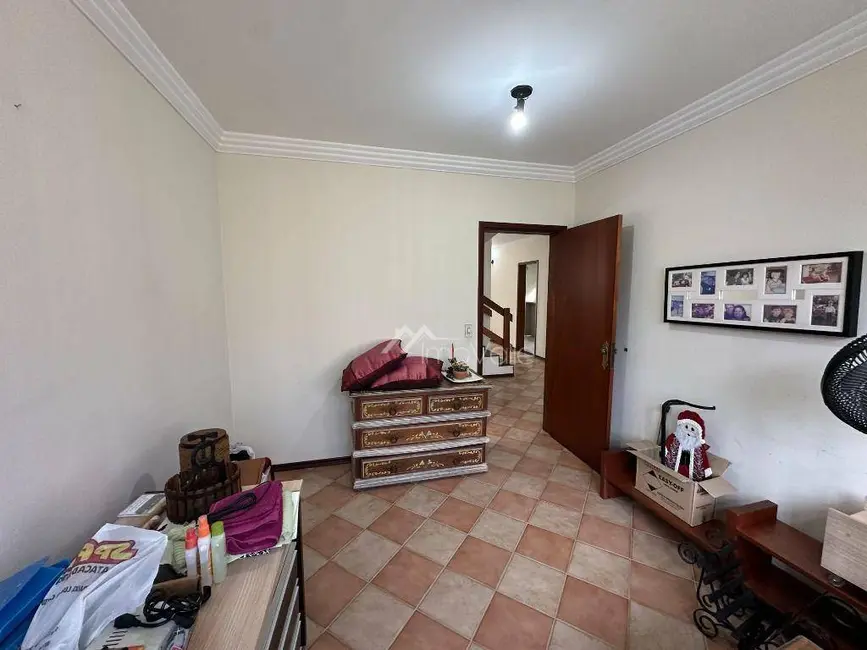 Casa de Condomínio com 4 quartos à venda e para alugar, 360m2 em Sao Jose Dos Campos - SP - imagem 5 Foto 5 de Casa de Condomínio com 4 quartos à venda e para alugar, 360m2 em Sao Jose Dos Campos - SP