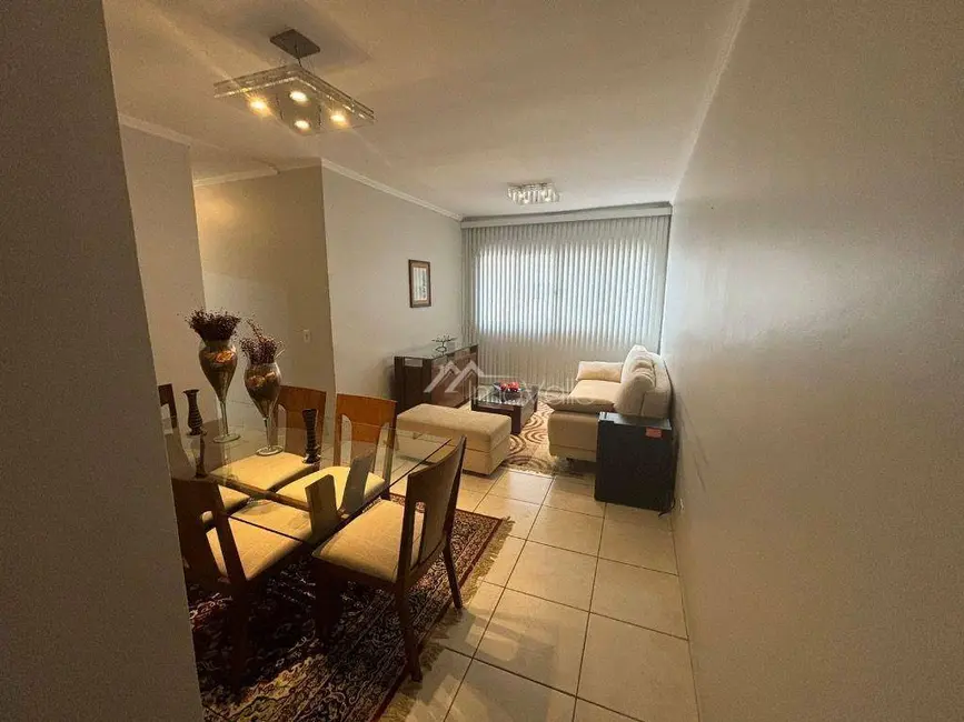 Apartamento com 3 quartos para alugar, 80m2 em Sao Jose Dos Campos - SP - imagem 4 Foto 4 de Apartamento com 3 quartos para alugar, 80m2 em Sao Jose Dos Campos - SP
