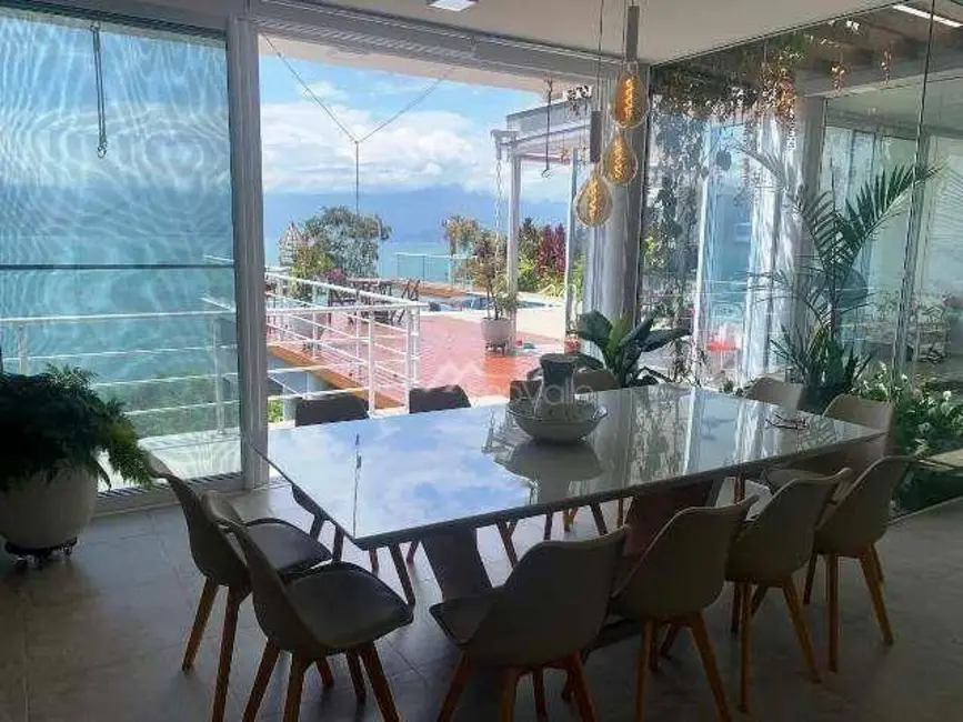 Foto 3 de Casa com 3 quartos à venda, 2146m2 em Sao Sebastiao - SP