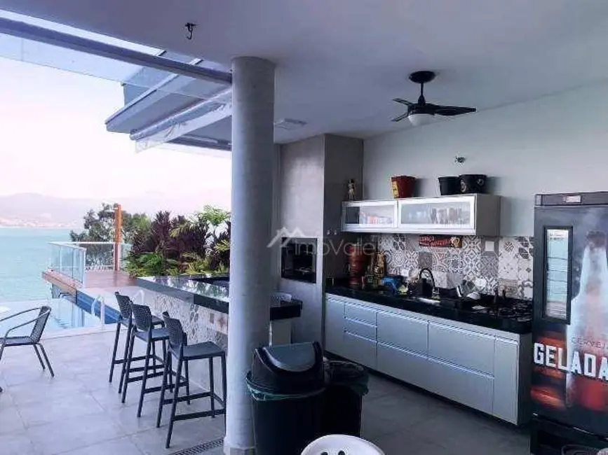 Foto 5 de Casa com 3 quartos à venda, 2146m2 em Sao Sebastiao - SP