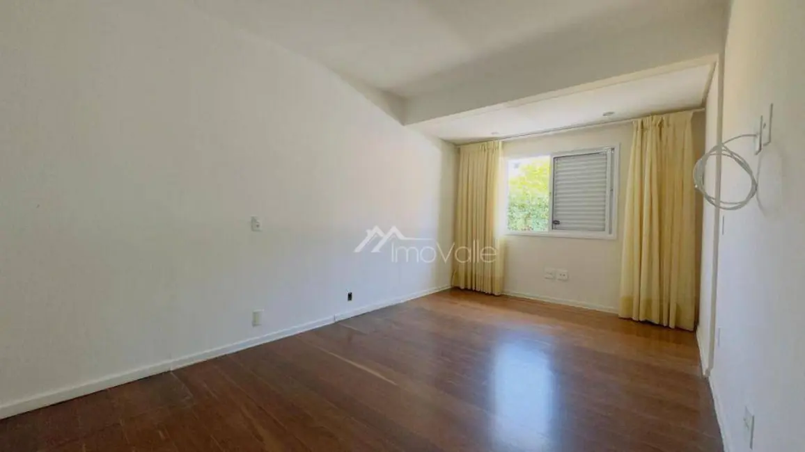 Foto 8 de Casa com 4 quartos à venda, 364m2 em Sao Jose Dos Campos - SP