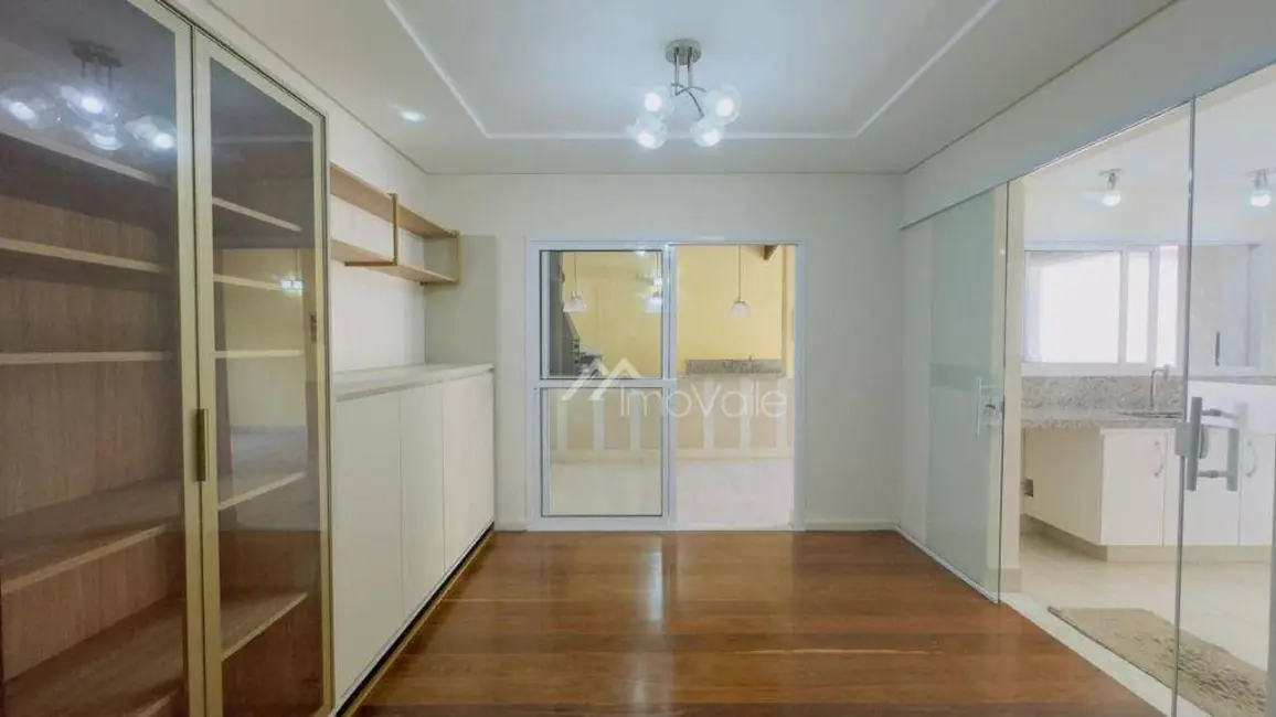 Foto 3 de Casa com 4 quartos à venda, 364m2 em Sao Jose Dos Campos - SP