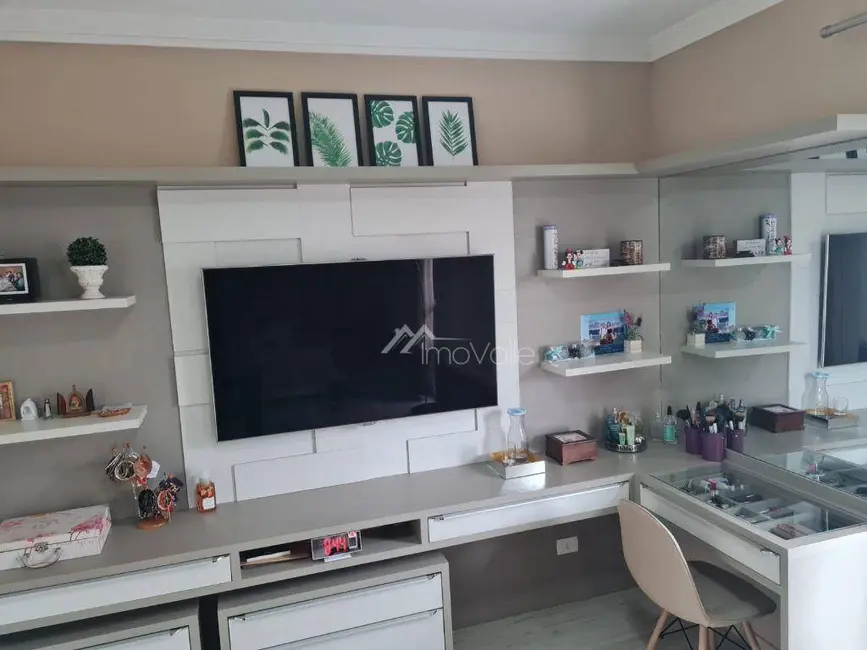 Foto 7 de Casa de Condomínio com 3 quartos à venda, 250m2 em Sao Jose Dos Campos - SP