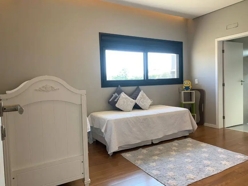 Casa de Condomínio com 5 quartos à venda e para alugar, 1200m2 em Sao Jose Dos Campos - SP - imagem 7 Foto 7 de Casa de Condomínio com 5 quartos à venda e para alugar, 1200m2 em Sao Jose Dos Campos - SP