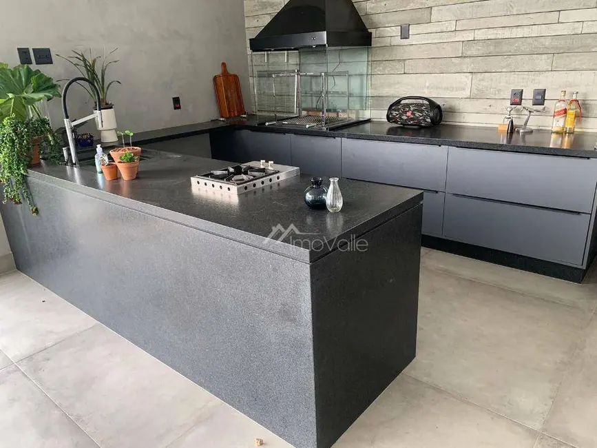 Casa de Condomínio com 5 quartos à venda e para alugar, 1200m2 em Sao Jose Dos Campos - SP - imagem 3 Foto 3 de Casa de Condomínio com 5 quartos à venda e para alugar, 1200m2 em Sao Jose Dos Campos - SP