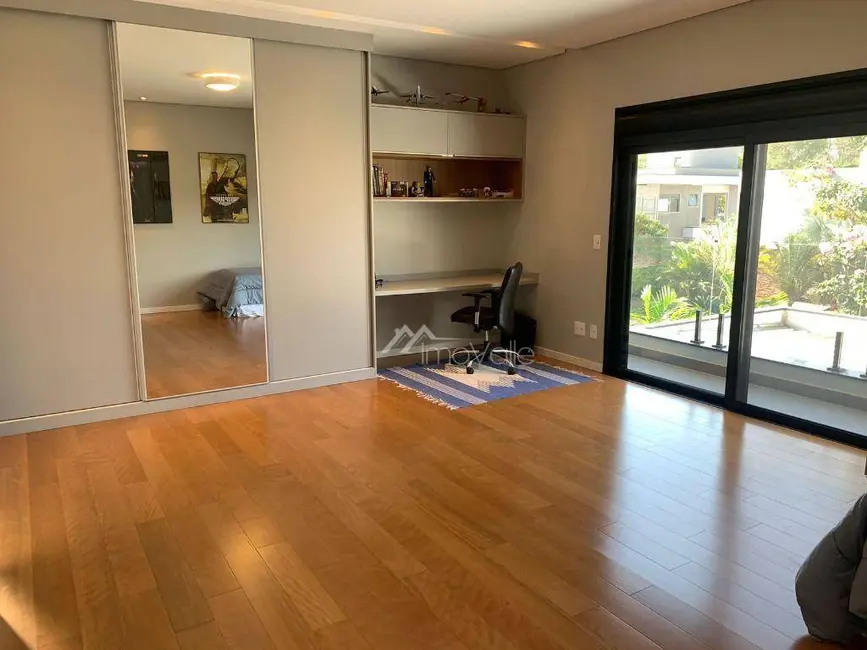 Casa de Condomínio com 5 quartos à venda e para alugar, 1200m2 em Sao Jose Dos Campos - SP - imagem 5 Foto 5 de Casa de Condomínio com 5 quartos à venda e para alugar, 1200m2 em Sao Jose Dos Campos - SP