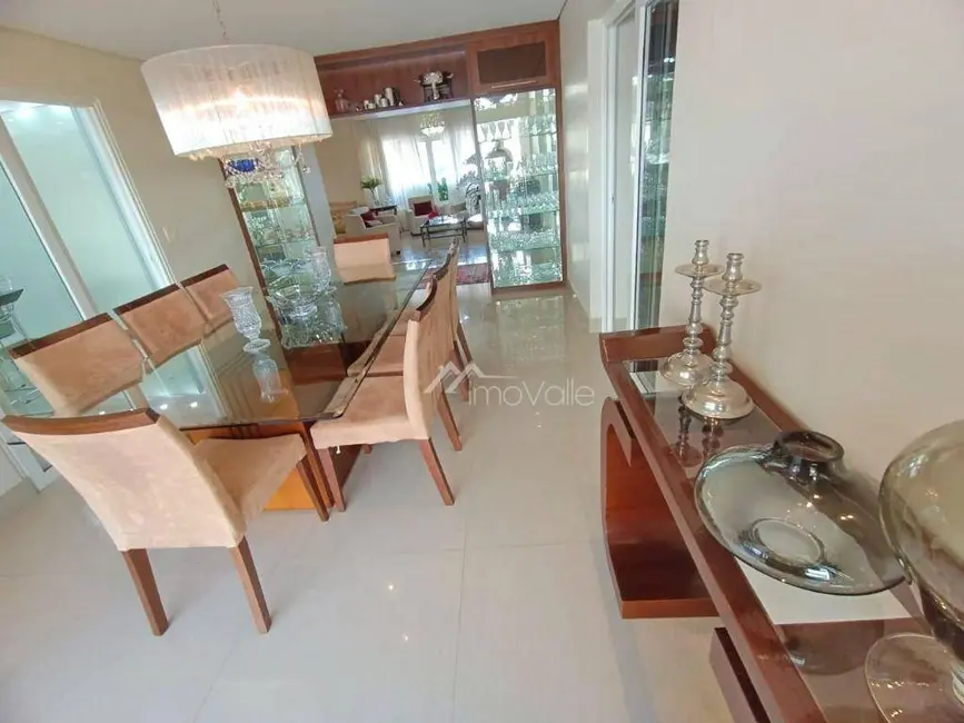 Foto 6 de Casa de Condomínio com 4 quartos à venda, 360m2 em Sao Jose Dos Campos - SP