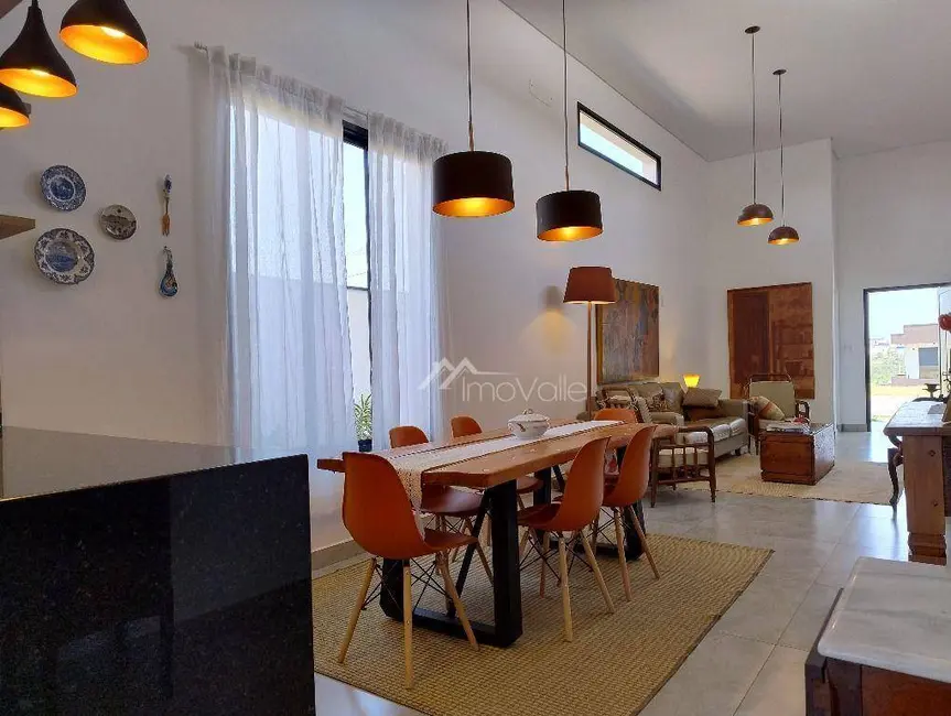 Foto 8 de Casa de Condomínio com 3 quartos à venda, 300m2 em Cacapava - SP