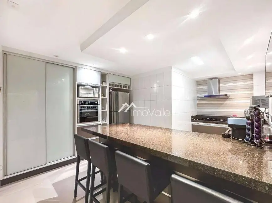 Apartamento com 3 quartos à venda, 111m2 em Sao Jose Dos Campos - SP - imagem 8 Foto 8 de Apartamento com 3 quartos à venda, 111m2 em Sao Jose Dos Campos - SP