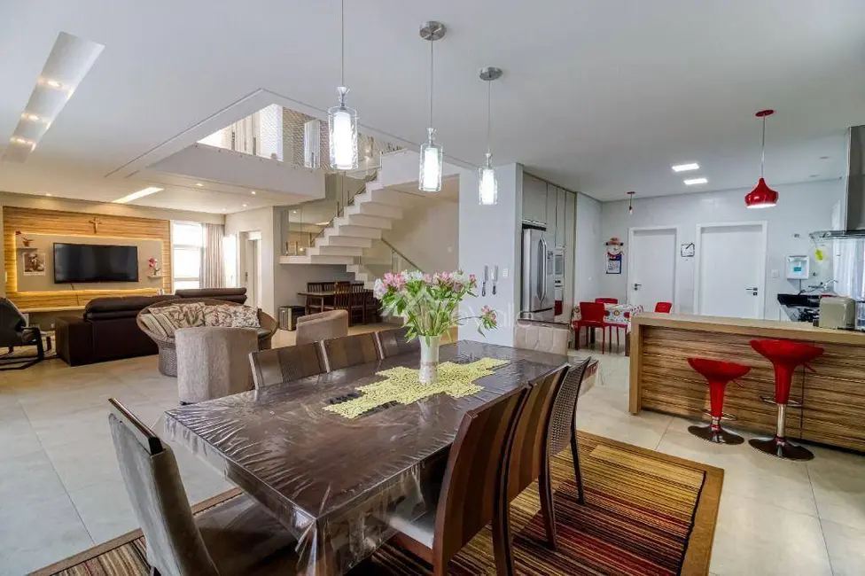 Foto 8 de Casa de Condomínio com 4 quartos à venda, 450m2 em Sao Jose Dos Campos - SP