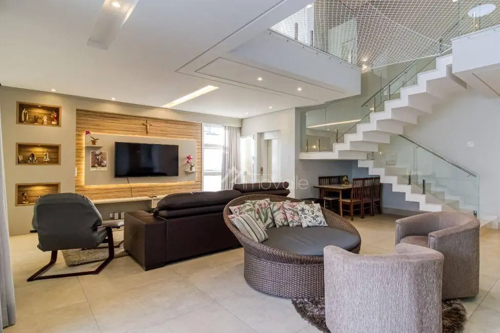 Foto 3 de Casa de Condomínio com 4 quartos à venda, 450m2 em Sao Jose Dos Campos - SP