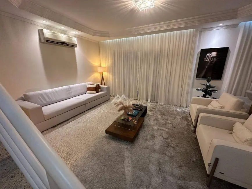 Casa de Condomínio com 5 quartos à venda, 360m2 em Sao Jose Dos Campos - SP - imagem 4 Foto 4 de Casa de Condomínio com 5 quartos à venda, 360m2 em Sao Jose Dos Campos - SP