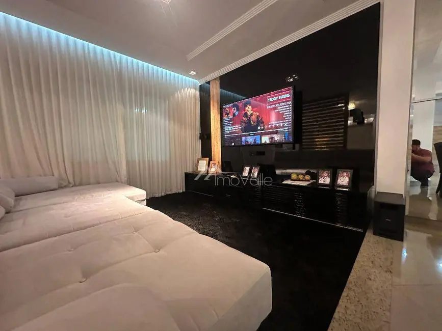 Casa de Condomínio com 5 quartos à venda, 360m2 em Sao Jose Dos Campos - SP - imagem 8 Foto 8 de Casa de Condomínio com 5 quartos à venda, 360m2 em Sao Jose Dos Campos - SP