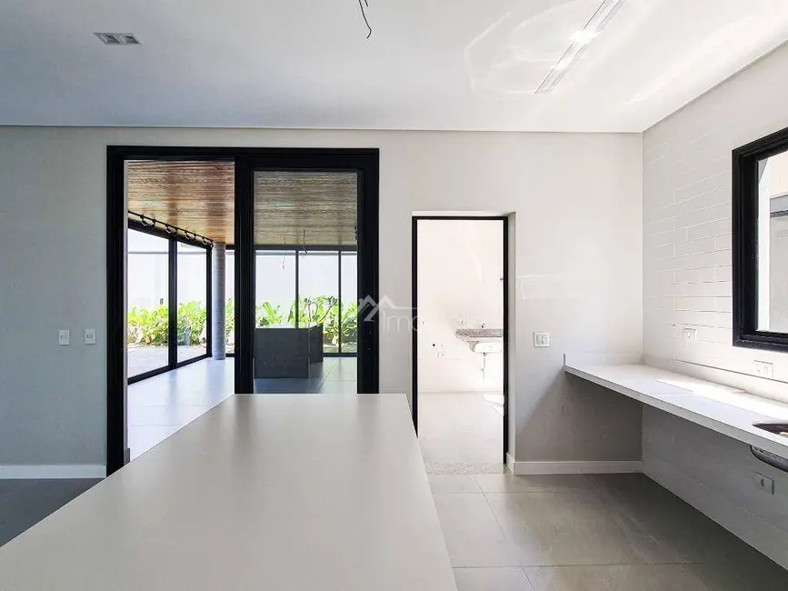 Casa de Condomínio com 4 quartos à venda, 450m2 em Sao Jose Dos Campos - SP - imagem 5 Foto 5 de Casa de Condomínio com 4 quartos à venda, 450m2 em Sao Jose Dos Campos - SP