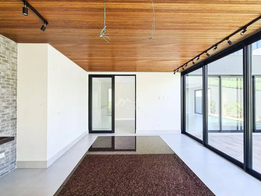 Casa de Condomínio com 4 quartos à venda, 450m2 em Sao Jose Dos Campos - SP - imagem 9 Foto 9 de Casa de Condomínio com 4 quartos à venda, 450m2 em Sao Jose Dos Campos - SP