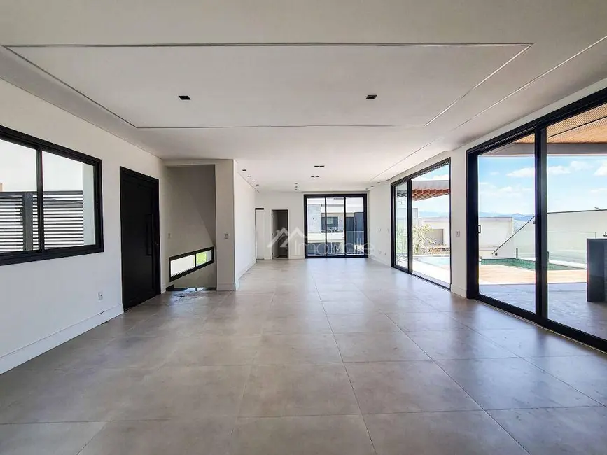 Casa de Condomínio com 5 quartos à venda, 495m2 em Sao Jose Dos Campos - SP - imagem 4 Foto 4 de Casa de Condomínio com 5 quartos à venda, 495m2 em Sao Jose Dos Campos - SP