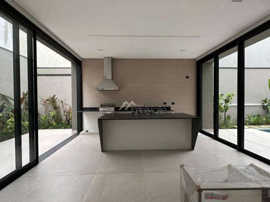 Foto 2 de Casa de Condomínio com 4 quartos à venda, 450m2 em Sao Jose Dos Campos - SP
