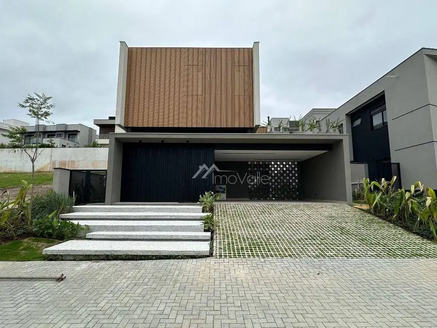 Foto 1 de Casa de Condomínio com 4 quartos à venda, 450m2 em Sao Jose Dos Campos - SP