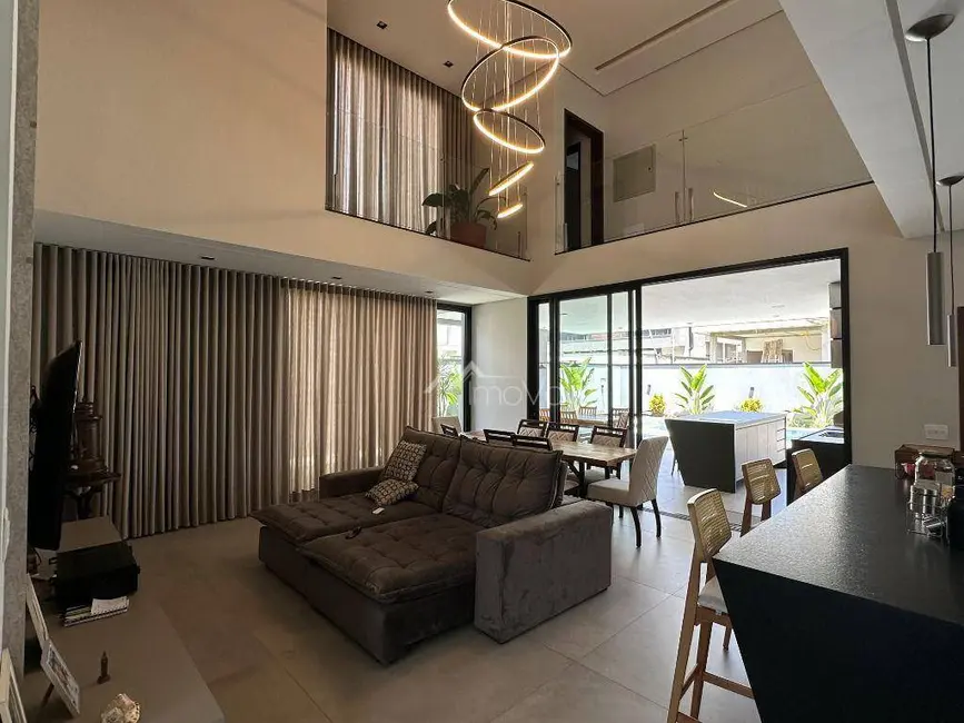 Casa de Condomínio com 3 quartos à venda e para alugar, 450m2 em Sao Jose Dos Campos - SP - imagem 2 Foto 2 de Casa de Condomínio com 3 quartos à venda e para alugar, 450m2 em Sao Jose Dos Campos - SP