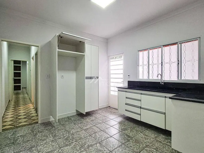 Foto 3 de Casa com 2 quartos à venda, 125m2 em Sao Jose Dos Campos - SP