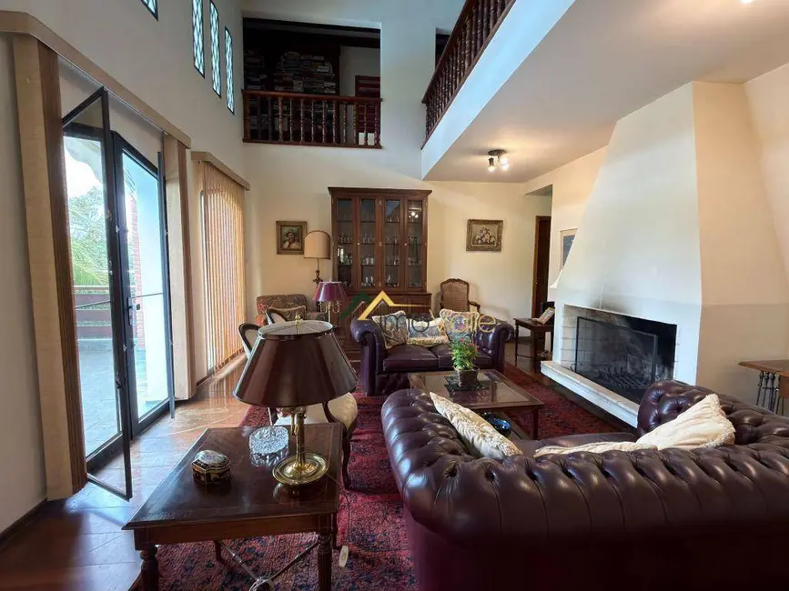 Foto 6 de Casa de Condomínio com 6 quartos à venda e para alugar, 2400m2 em Sao Jose Dos Campos - SP