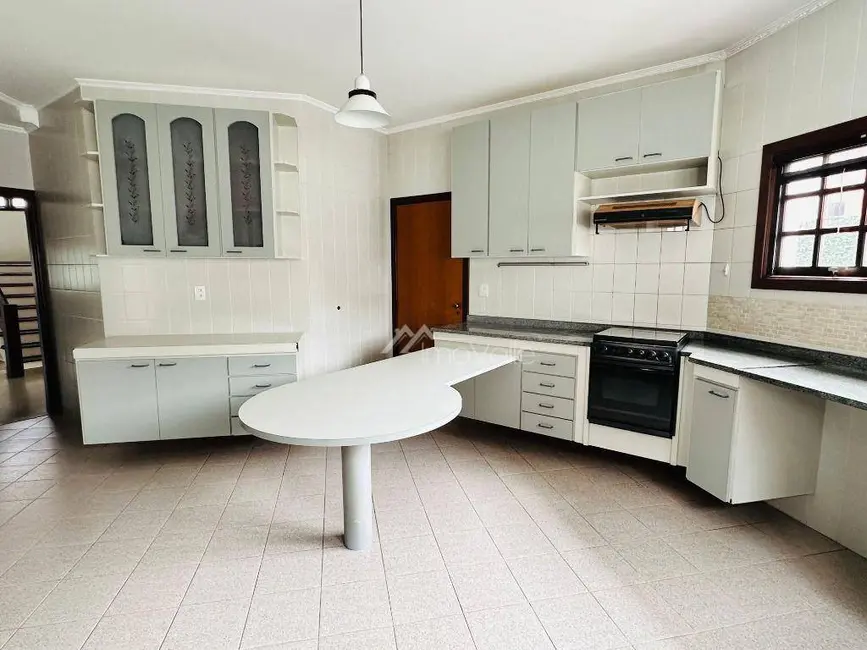 Foto 9 de Casa de Condomínio com 4 quartos para alugar, 450m2 em Sao Jose Dos Campos - SP