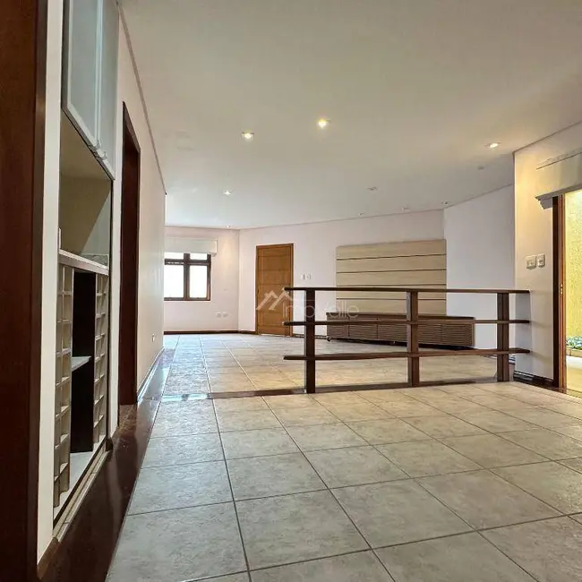 Foto 3 de Casa de Condomínio com 4 quartos para alugar, 330m2 em Sao Jose Dos Campos - SP