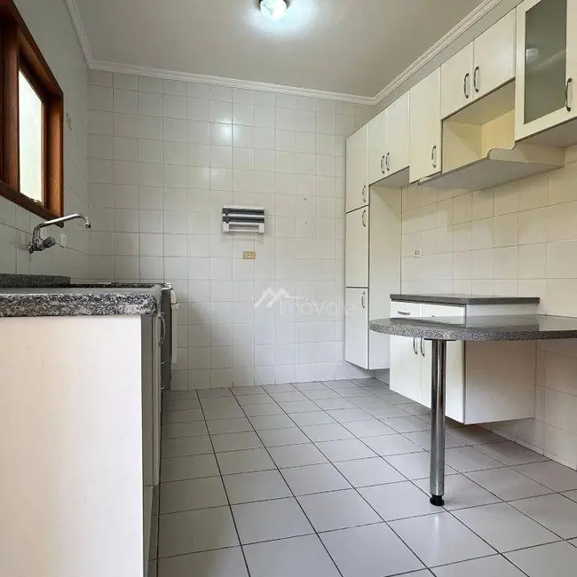 Foto 7 de Casa de Condomínio com 4 quartos para alugar, 330m2 em Sao Jose Dos Campos - SP