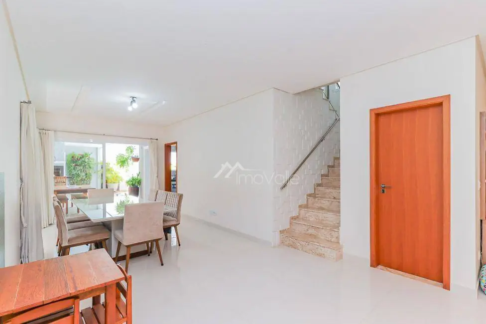 Foto 1 de Casa de Condomínio com 4 quartos à venda e para alugar, 260m2 em Sao Jose Dos Campos - SP