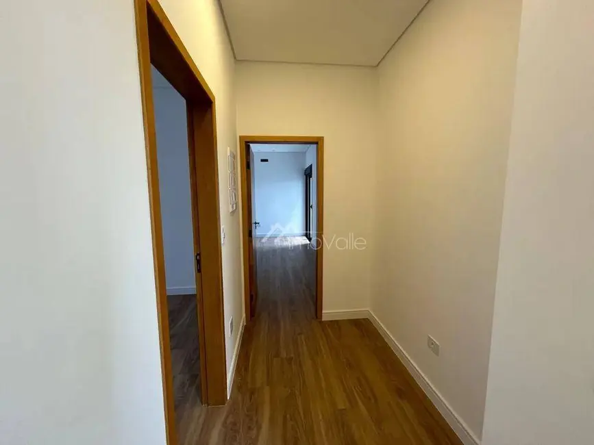 Casa de Condomínio com 3 quartos à venda, 158m2 em Sao Jose Dos Campos - SP - imagem 9 Foto 9 de Casa de Condomínio com 3 quartos à venda, 158m2 em Sao Jose Dos Campos - SP