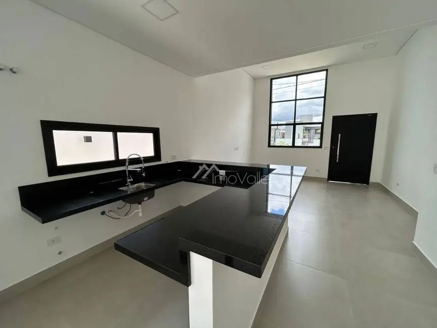 Casa de Condomínio com 3 quartos à venda, 158m2 em Sao Jose Dos Campos - SP - imagem 3 Foto 3 de Casa de Condomínio com 3 quartos à venda, 158m2 em Sao Jose Dos Campos - SP