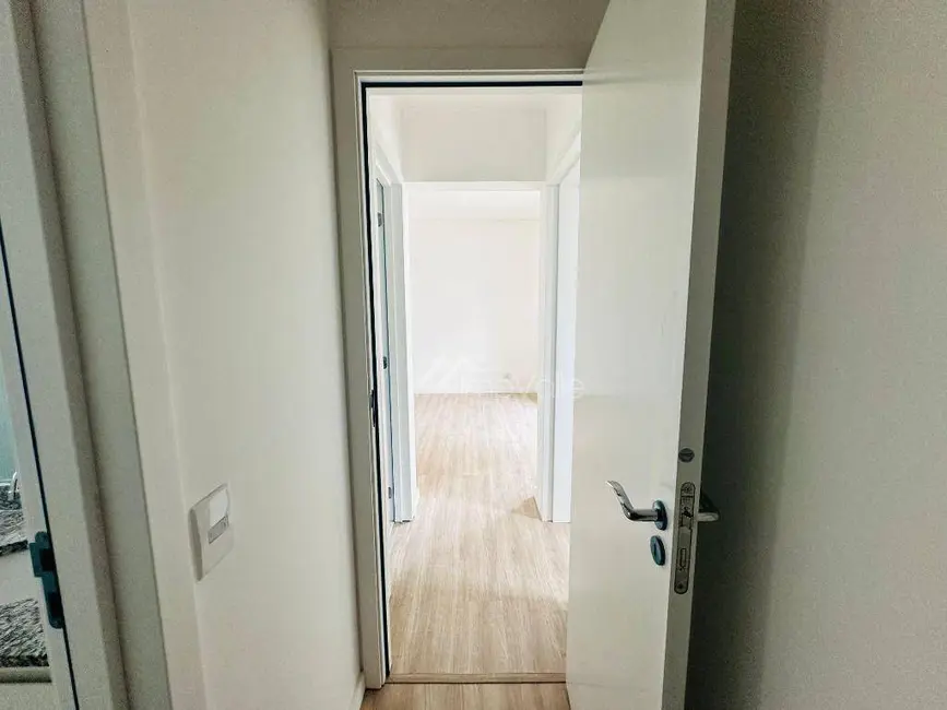 Apartamento com 2 quartos para alugar, 60m2 em Pagador de Andrade, Jacarei - SP - imagem 8 Foto 8 de Apartamento com 2 quartos para alugar, 60m2 em Pagador de Andrade, Jacarei - SP